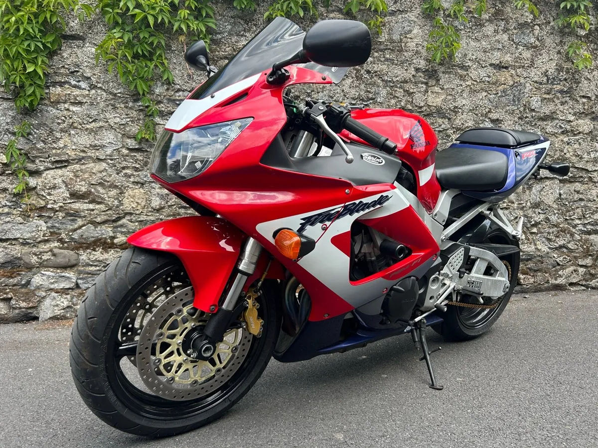 HONDA CBR FIREBLADE 929RR - Image 4