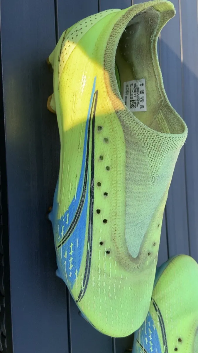 Football boots - Image 3