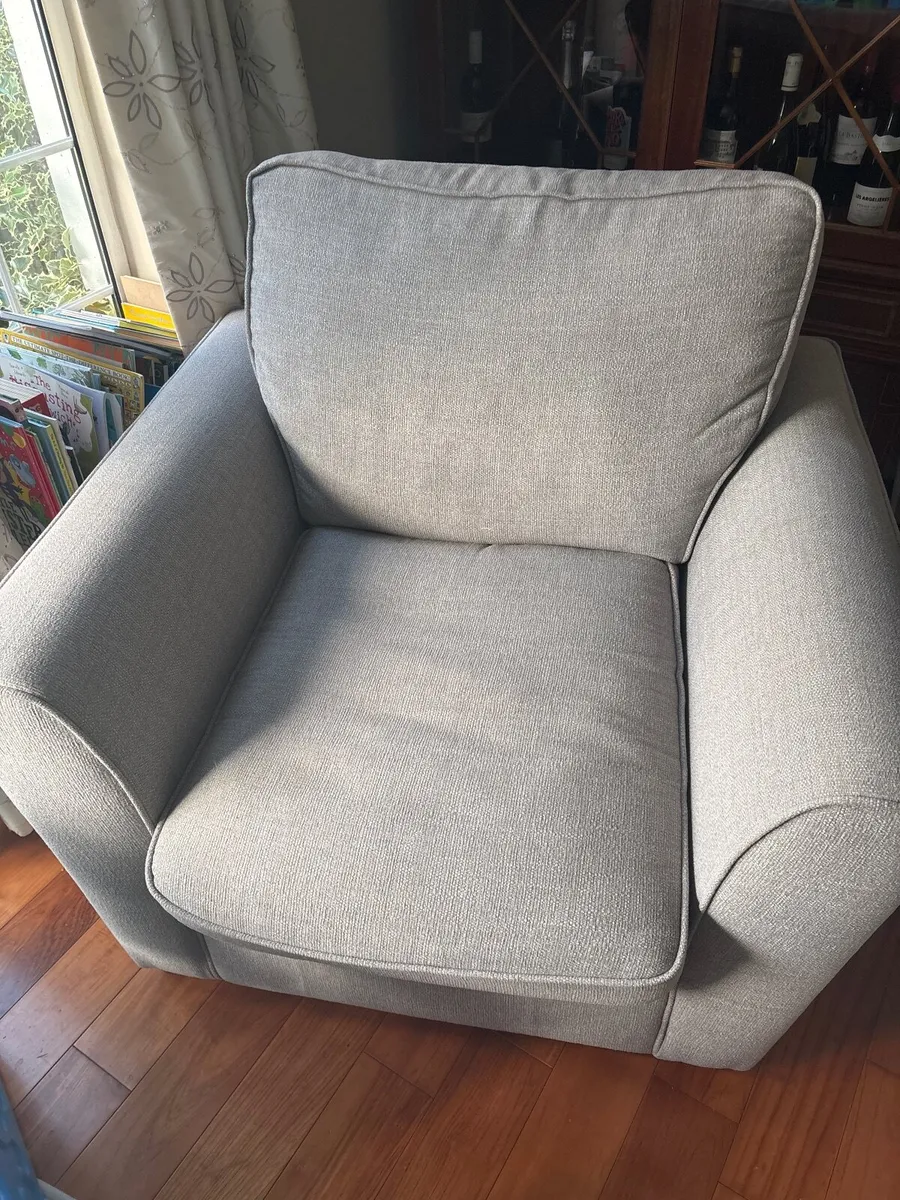 Chair - Image 2