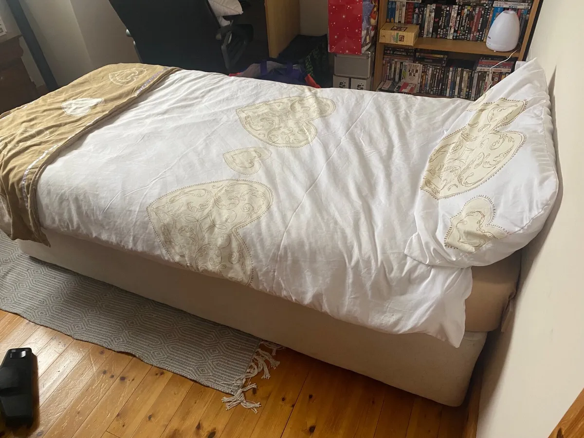 Single Bed - Image 4