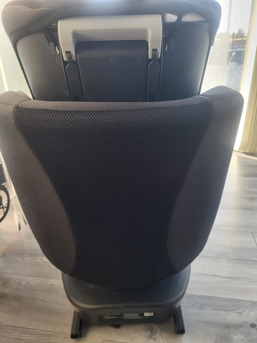 Car seat - Image 3