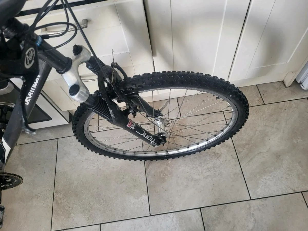 Mountain bike - Image 4