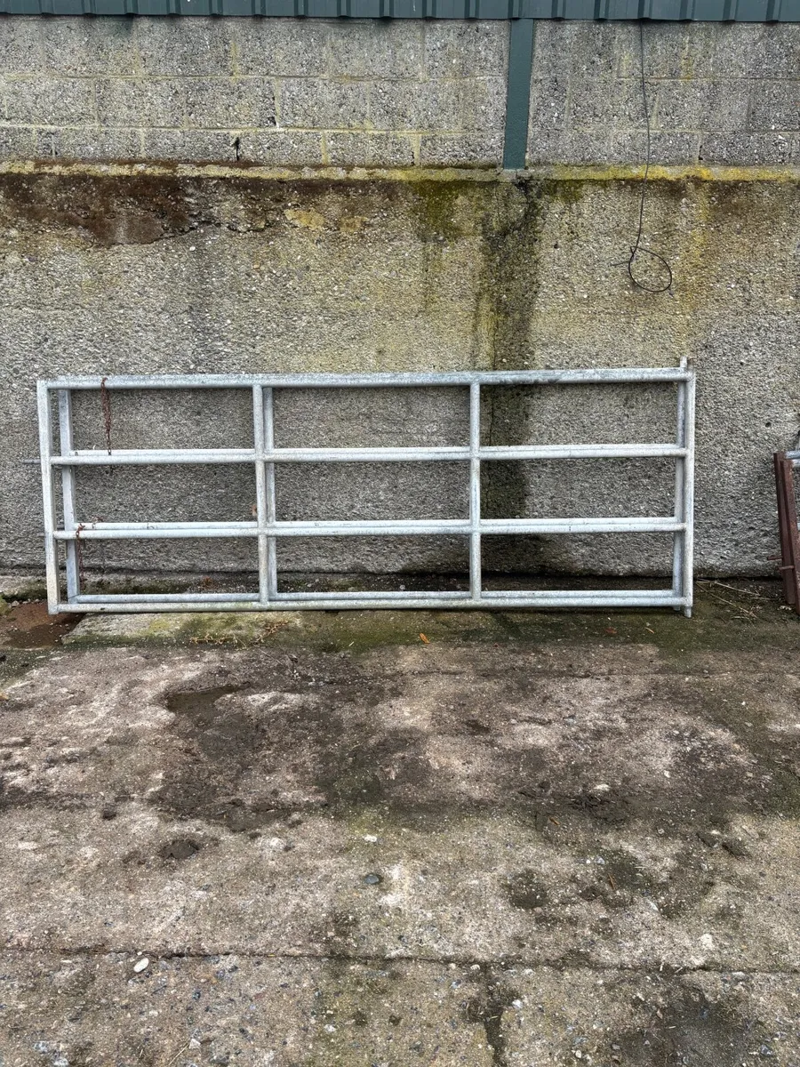 Gates - Image 2