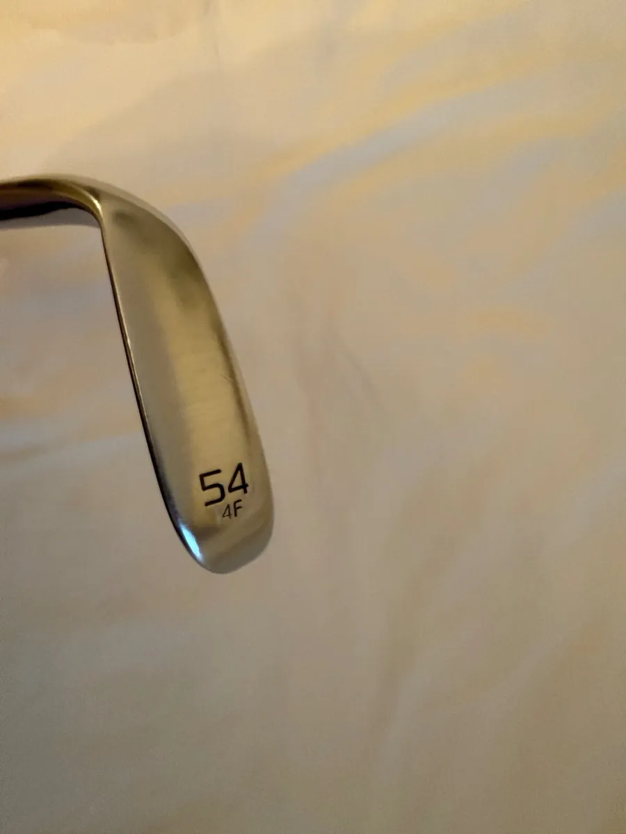 Golf club - Image 4