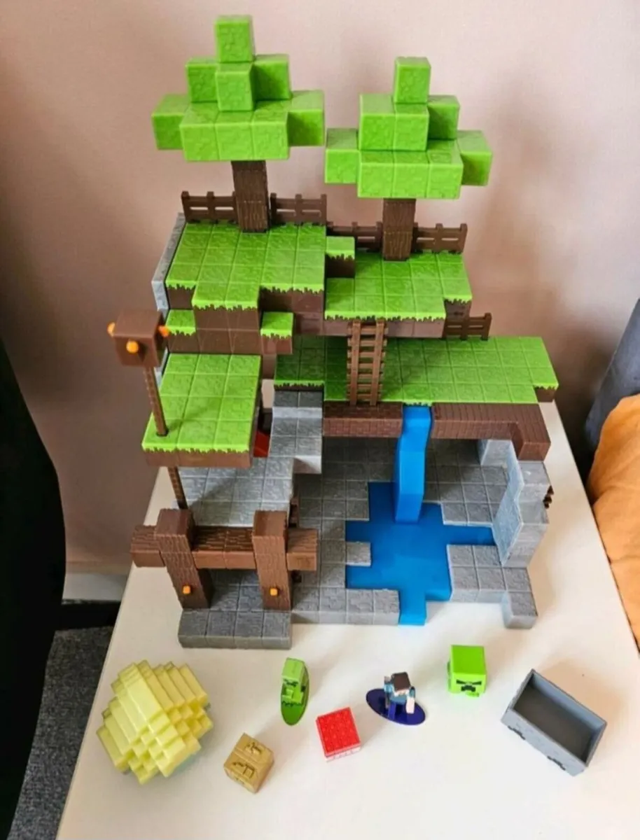 Minecraft house - Image 2