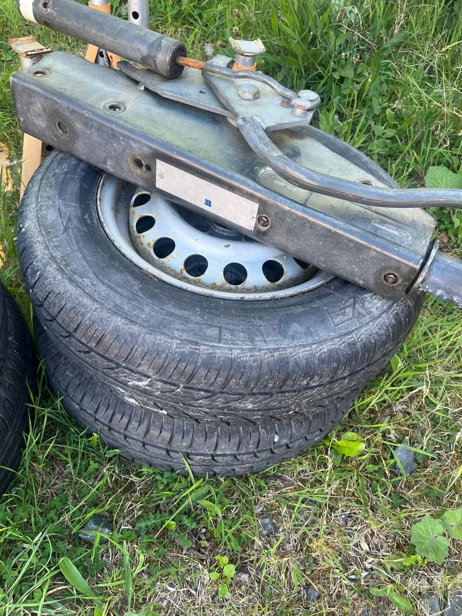 4 Trailer Wheels - Image 2