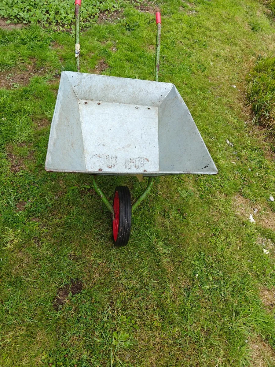 Wheelbarrow - Image 2