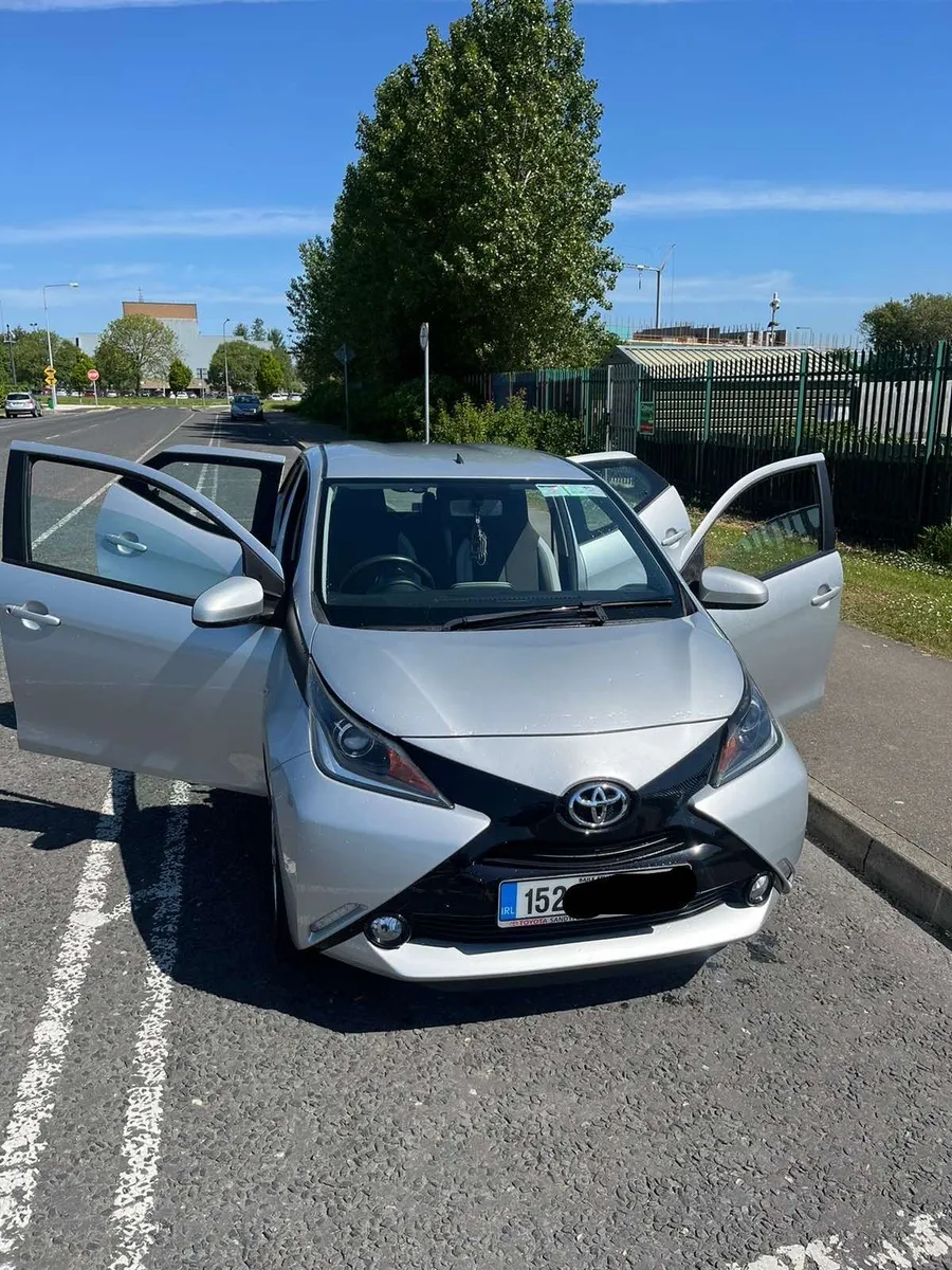 Toyota Aygo 2015 - Image 2