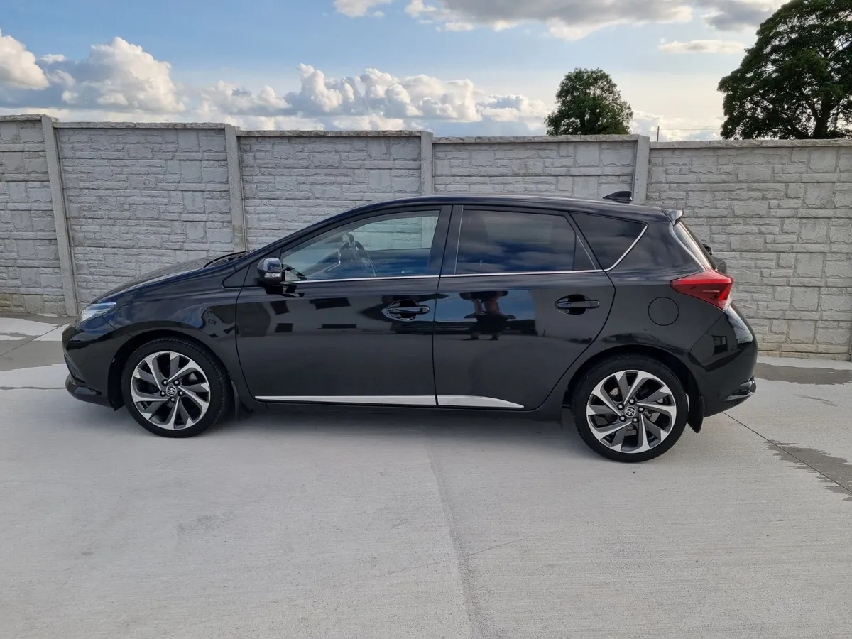 161 Toyota Auris 1.4 Diesel Mint Clean - Image 3