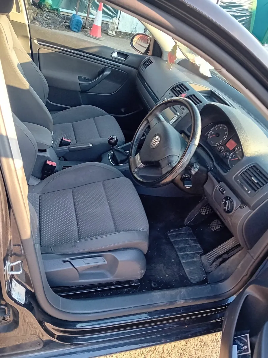 Volkswagen Golf 2008 - Image 1
