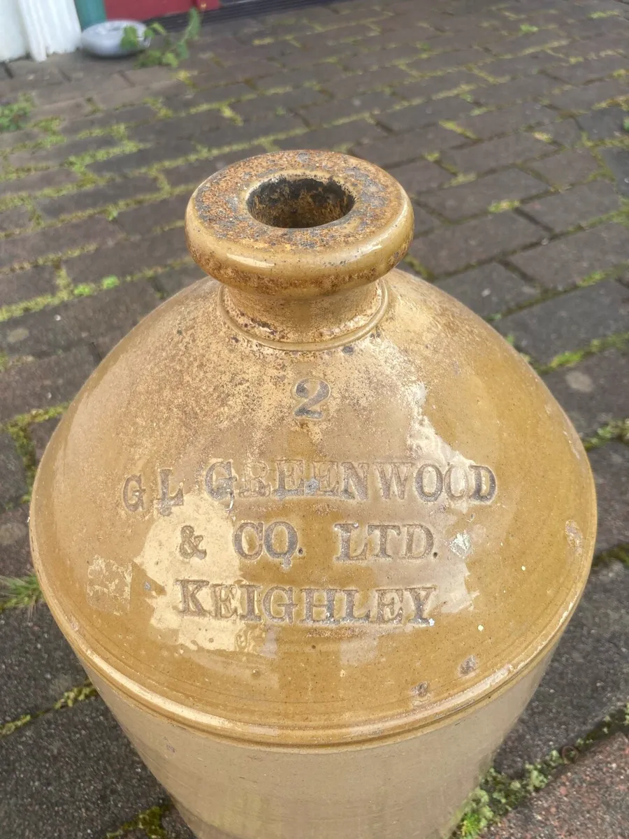 Stoneware bottle - Image 2
