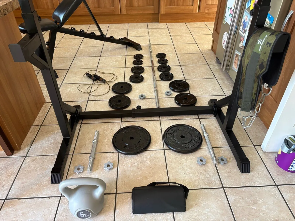NICE GYM SET, SQUAT RACK, BENCH, METAL WEIGHTS ETC - Image 2