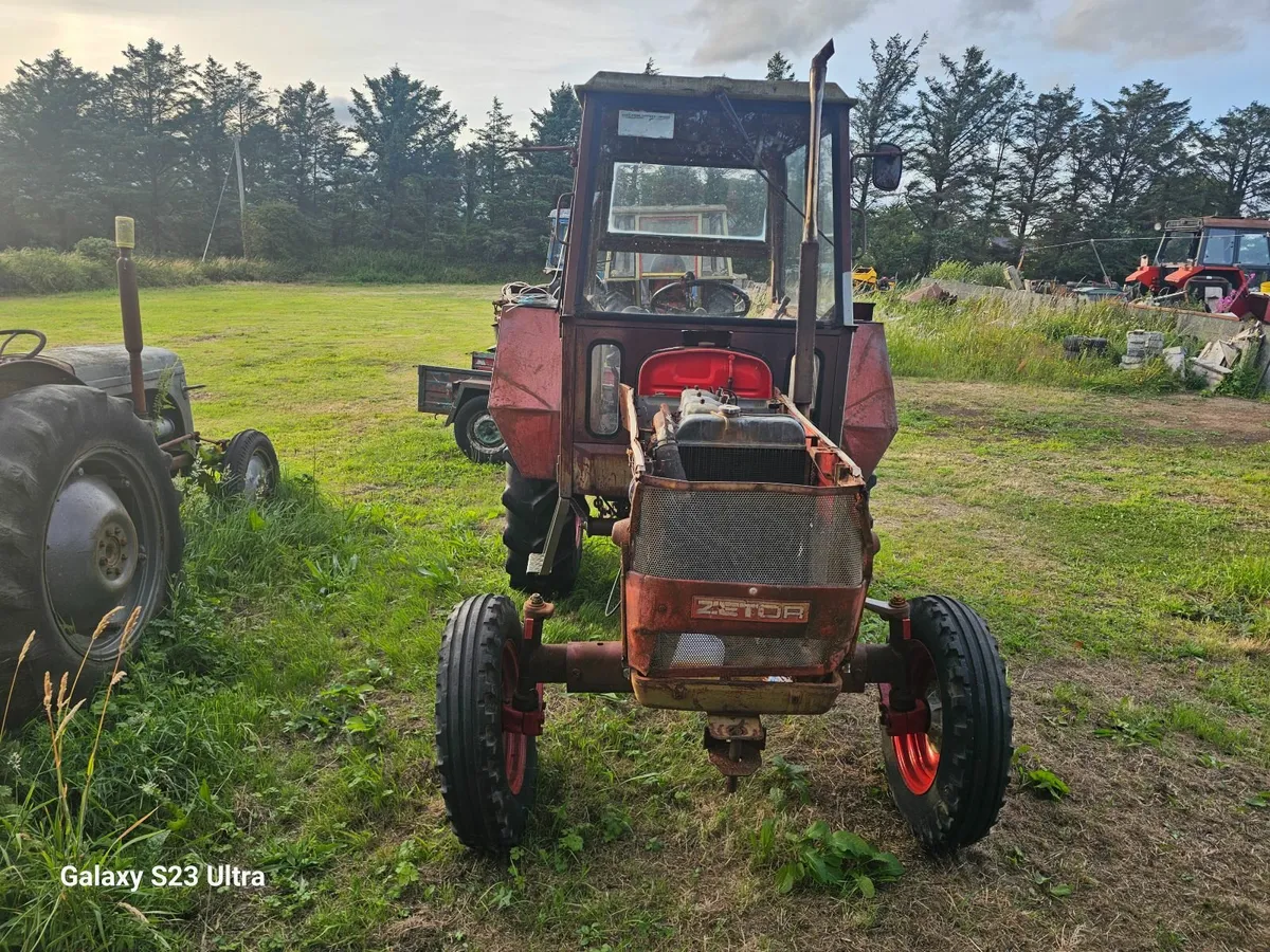 Tractor - Image 4