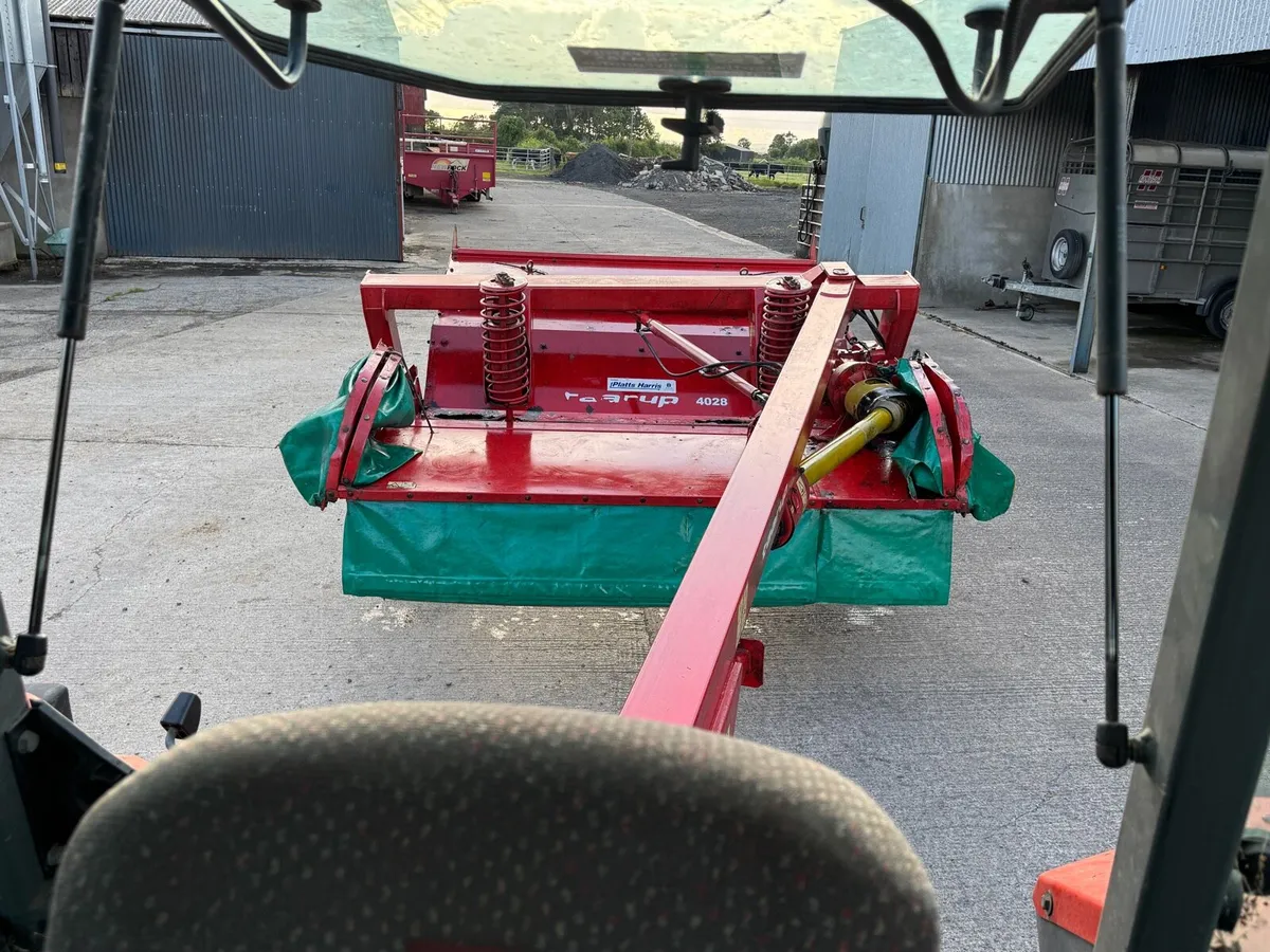 Taaurp  4028 mower - Image 2