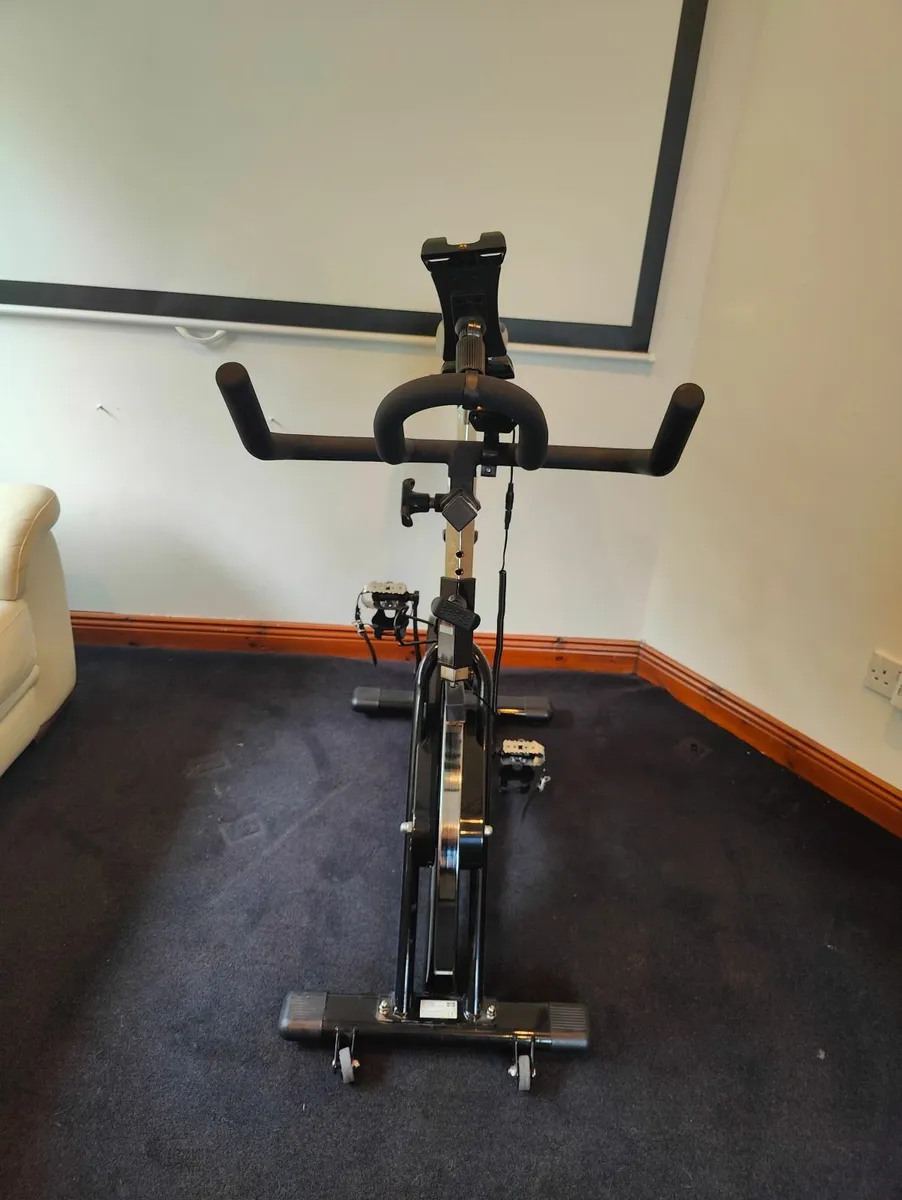 BH Fitness SB2.7X Spin Bike - Image 2