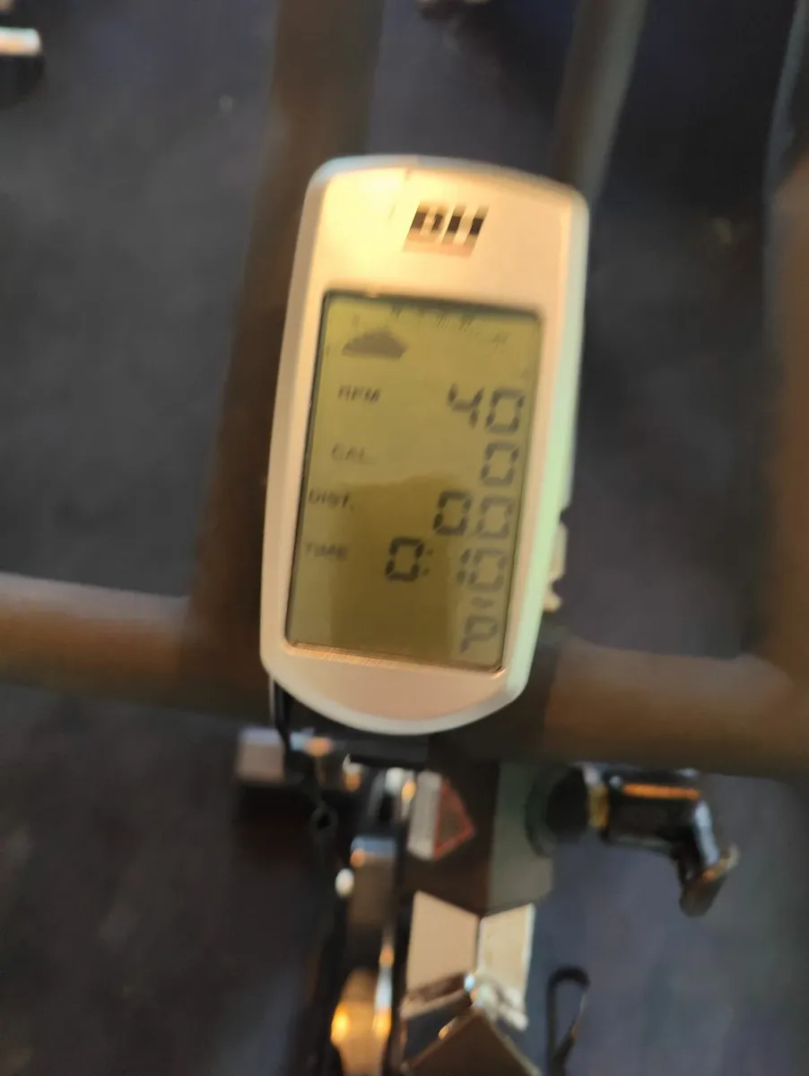 BH Fitness SB2.7X Spin Bike - Image 4