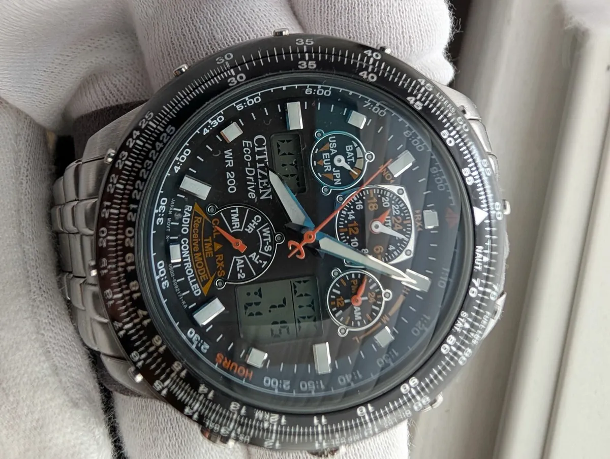 Watch - Image 4