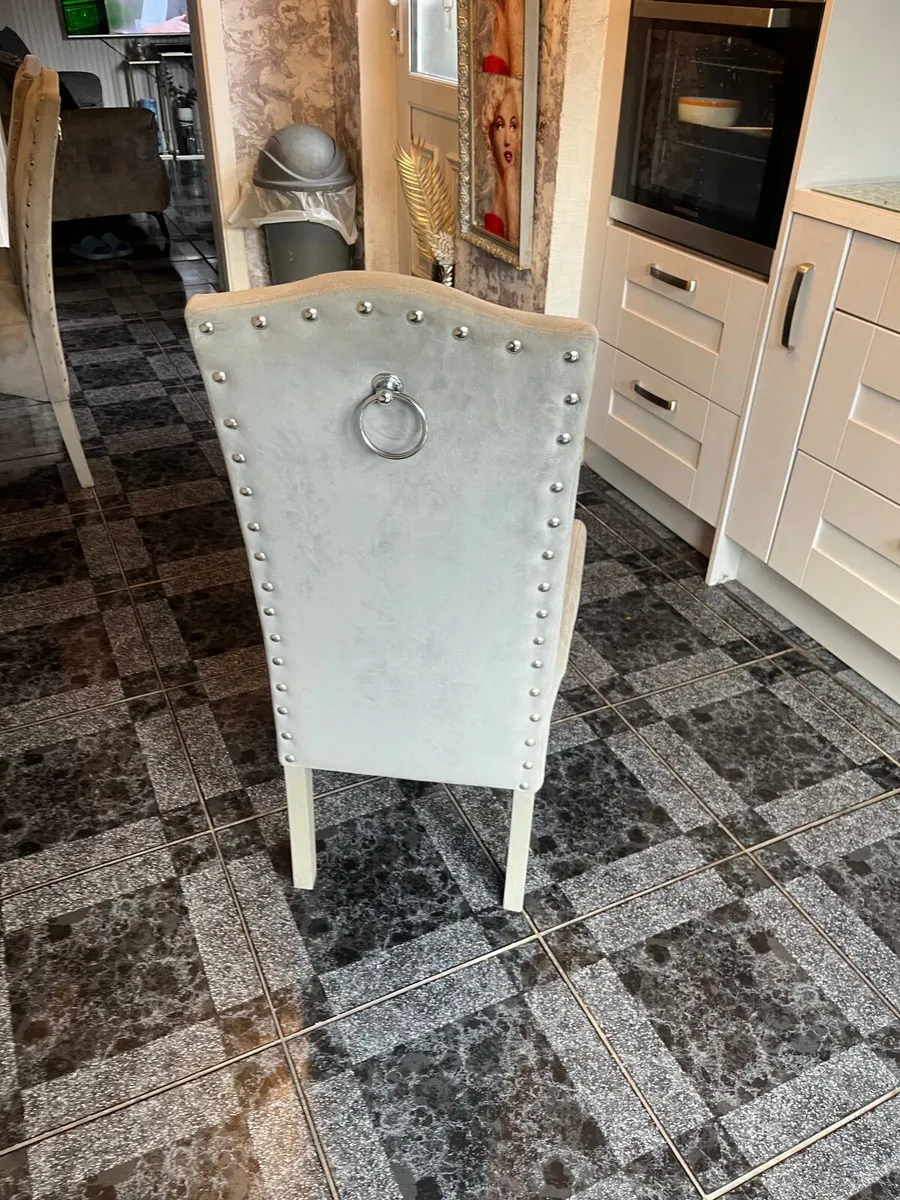 Chairs - Image 3