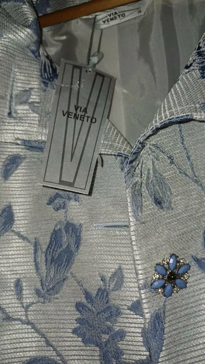 Via Veneto Mother of the Bride or Groom Jacket - Image 2