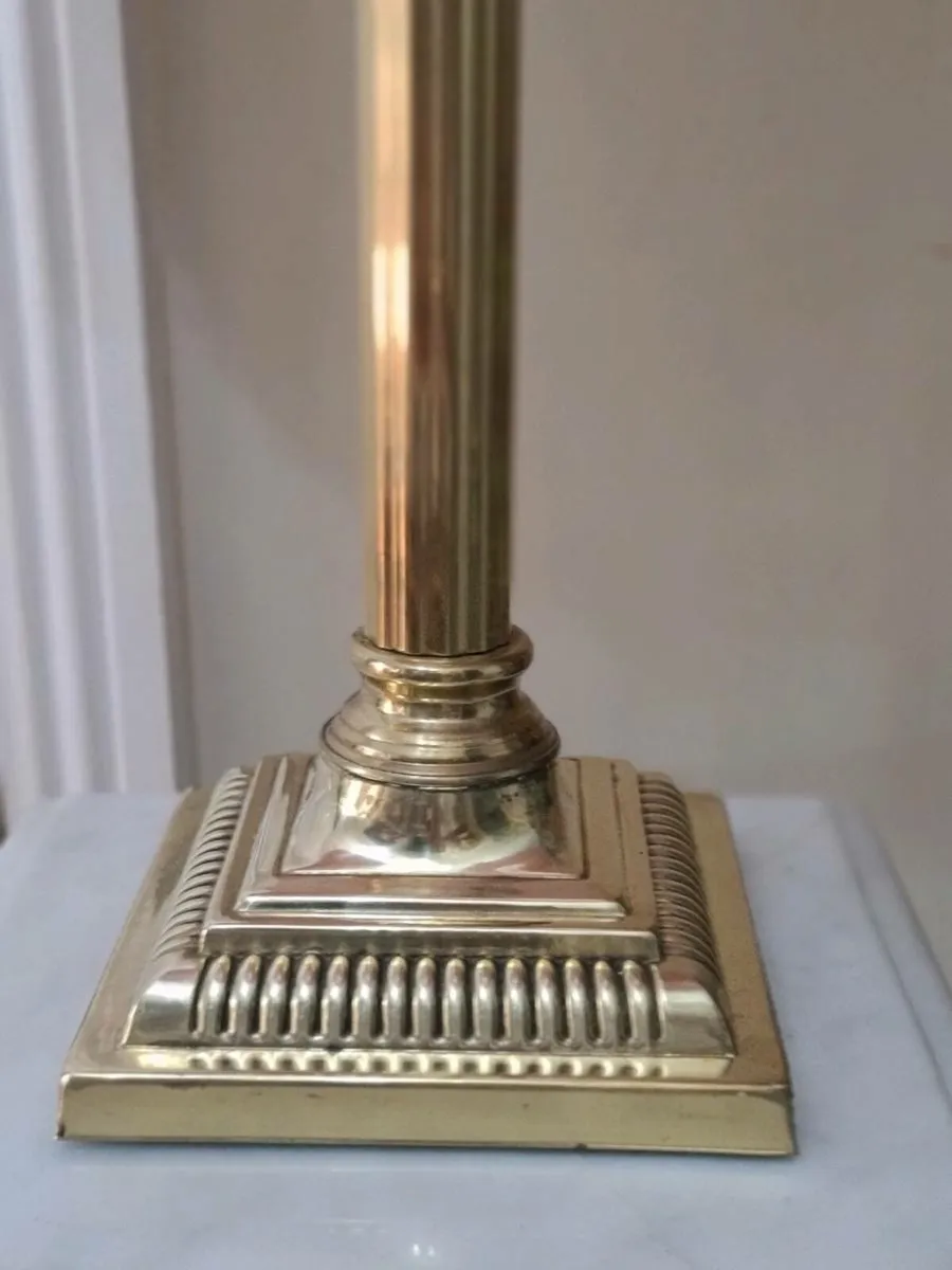 Tall Corinthian lamp POSTAGE AVAILABLE - Image 2