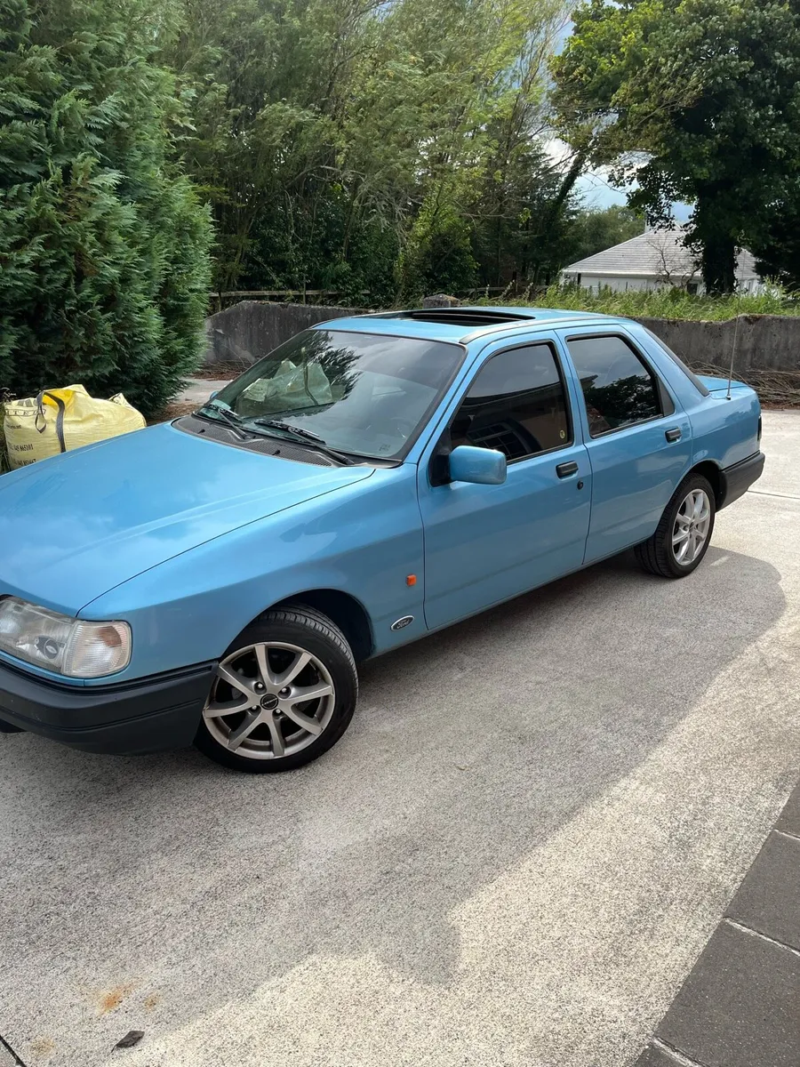 Ford Sierra - Image 1