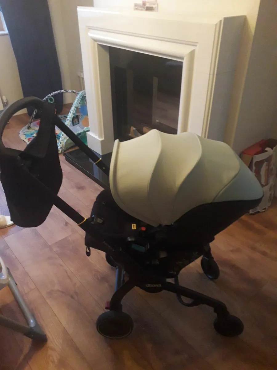 Doona X stroller - Image 1