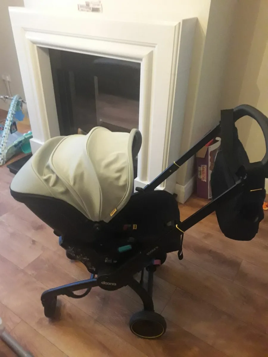 Doona X stroller - Image 3