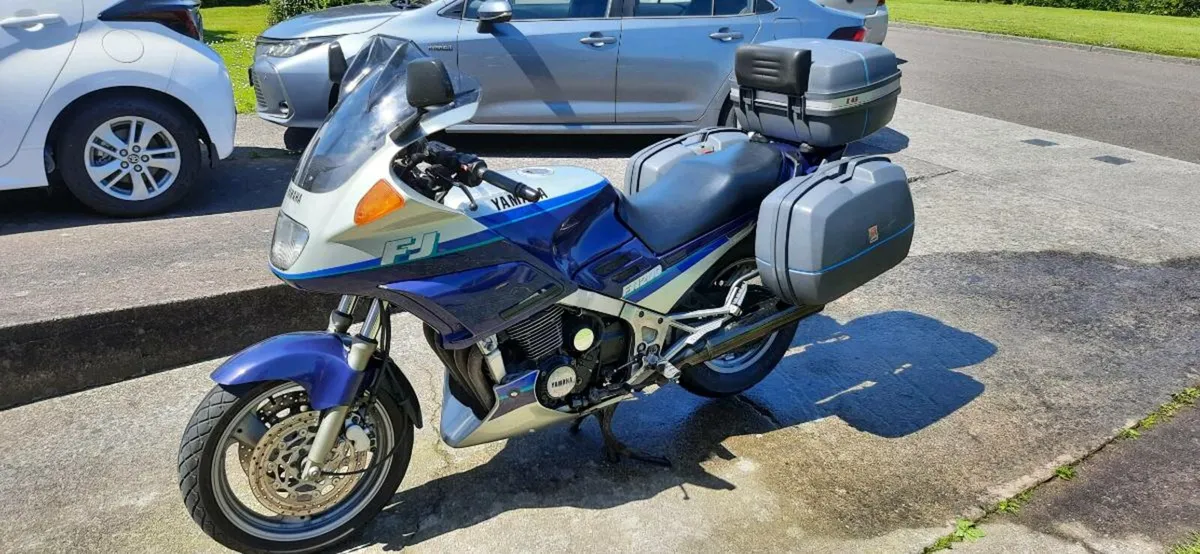 Yamaha FJ1200 - Image 1