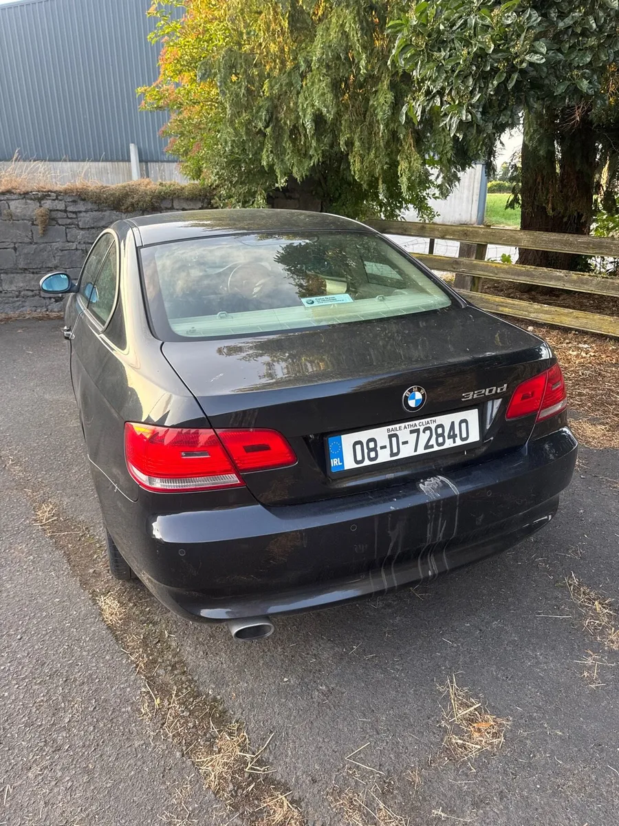 BMW 320d - Image 2