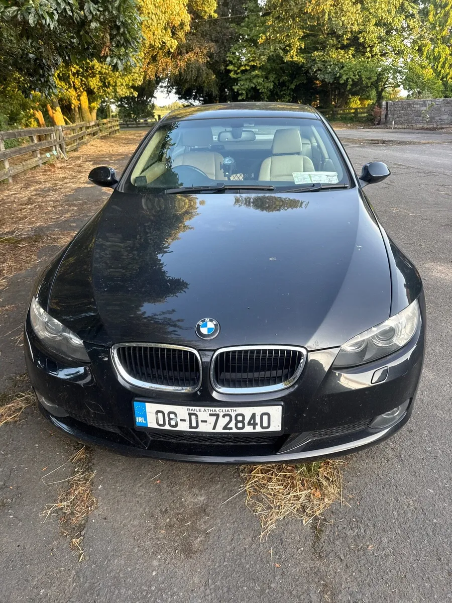 BMW 320d - Image 1