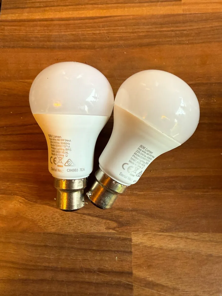 Philips Hie Lightbulbs - Image 3