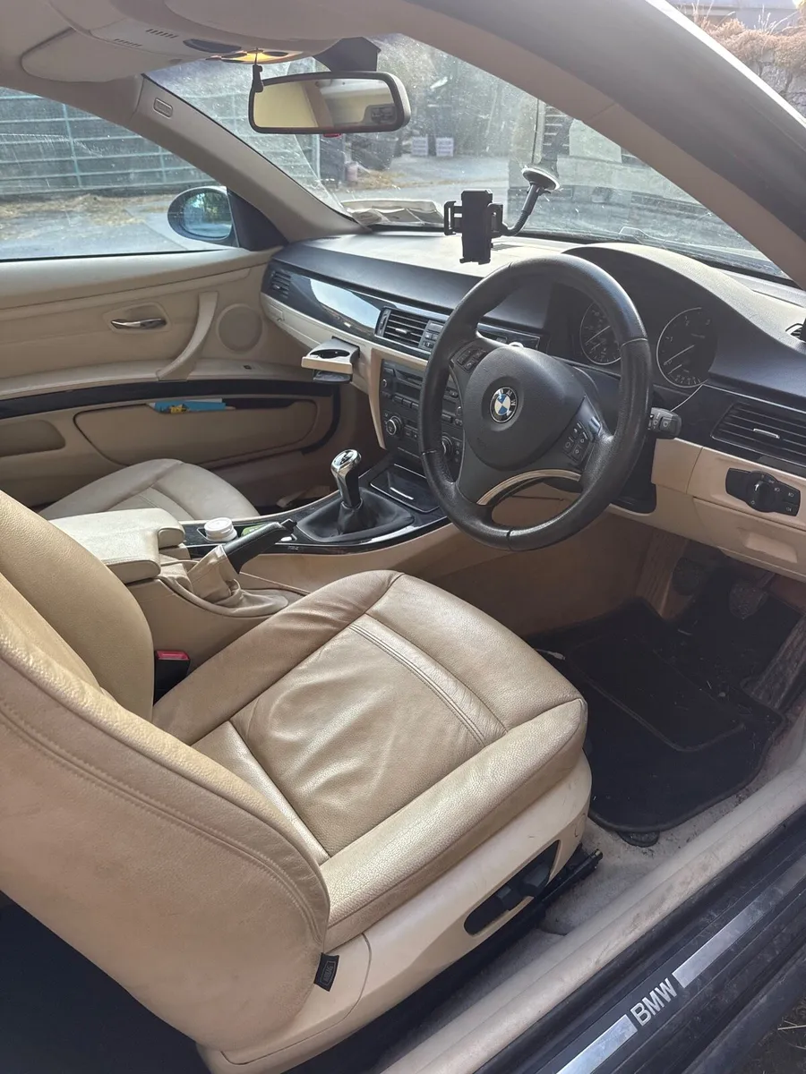 BMW 320d - Image 3
