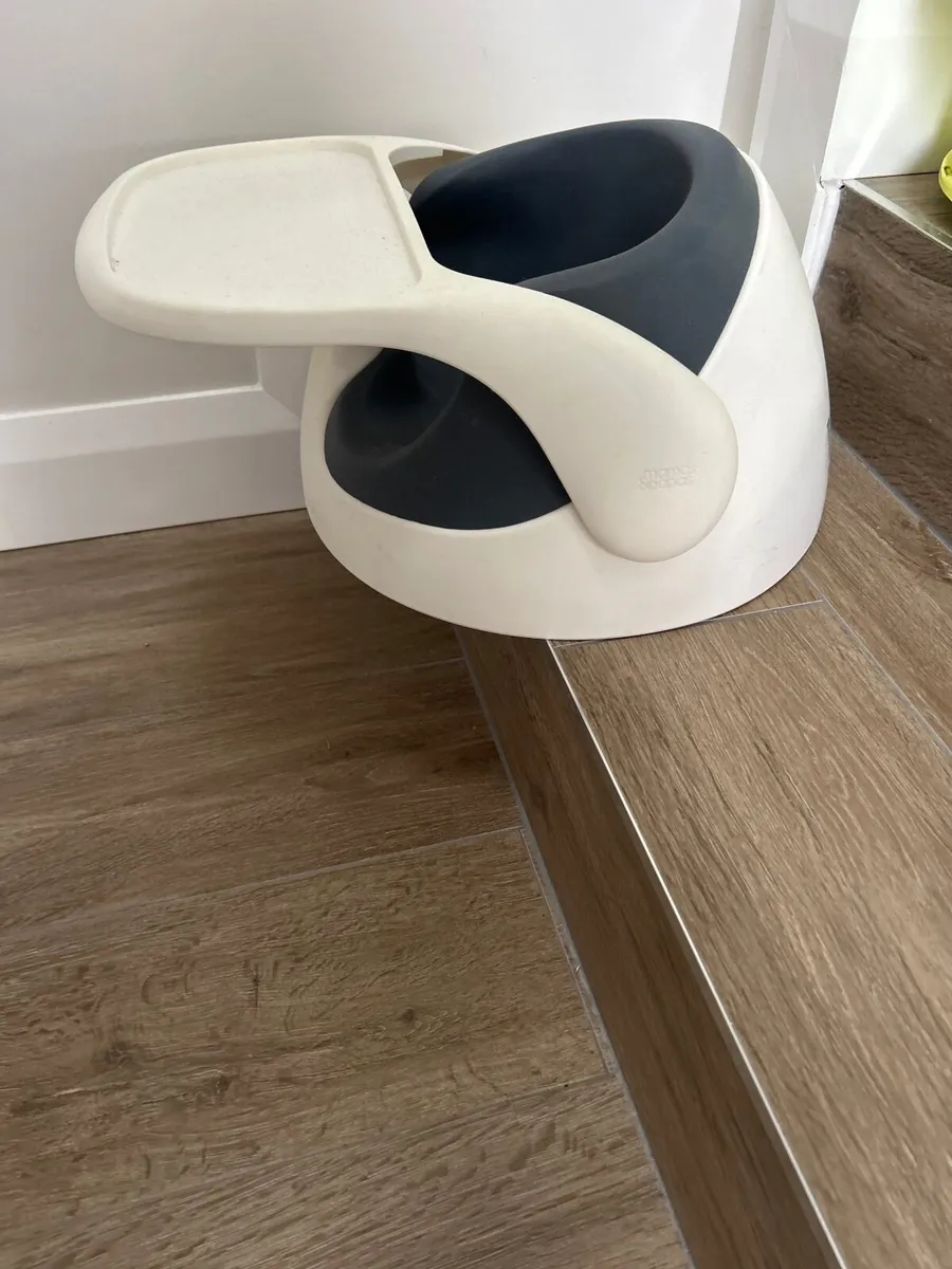Baby bumble seat - Image 1