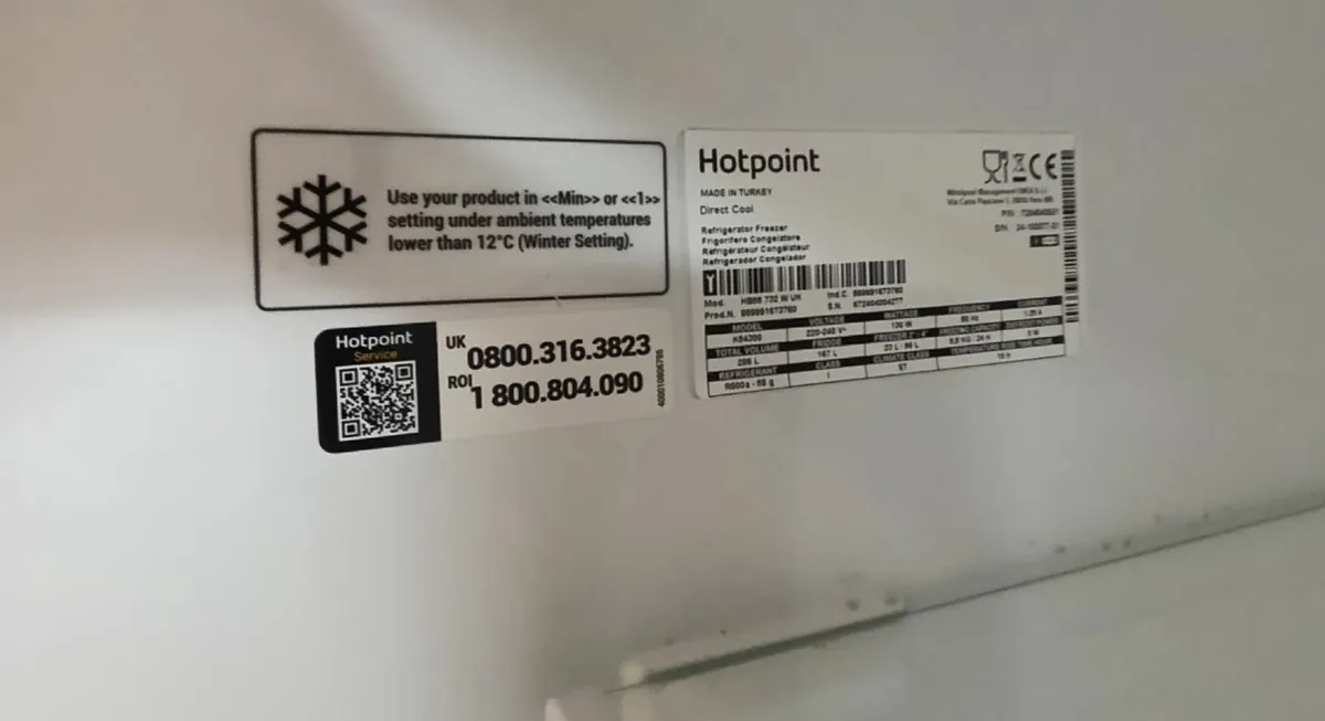 HOTPOINT Freestanding fridge-freezer - Image 4