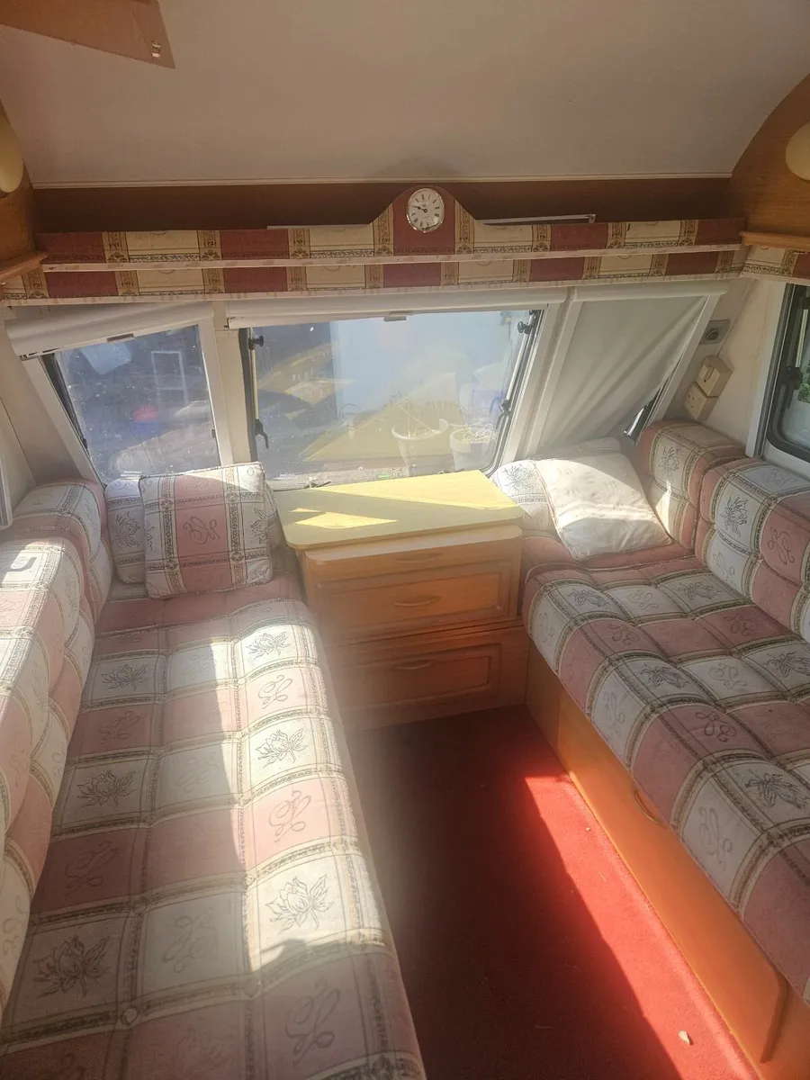 Caravan - Image 3
