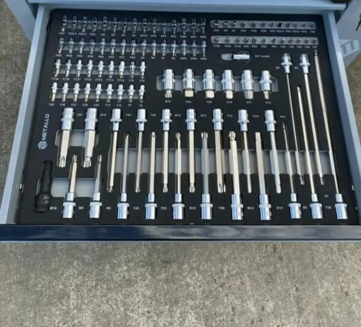 7/6 tool box with tools - Image 4