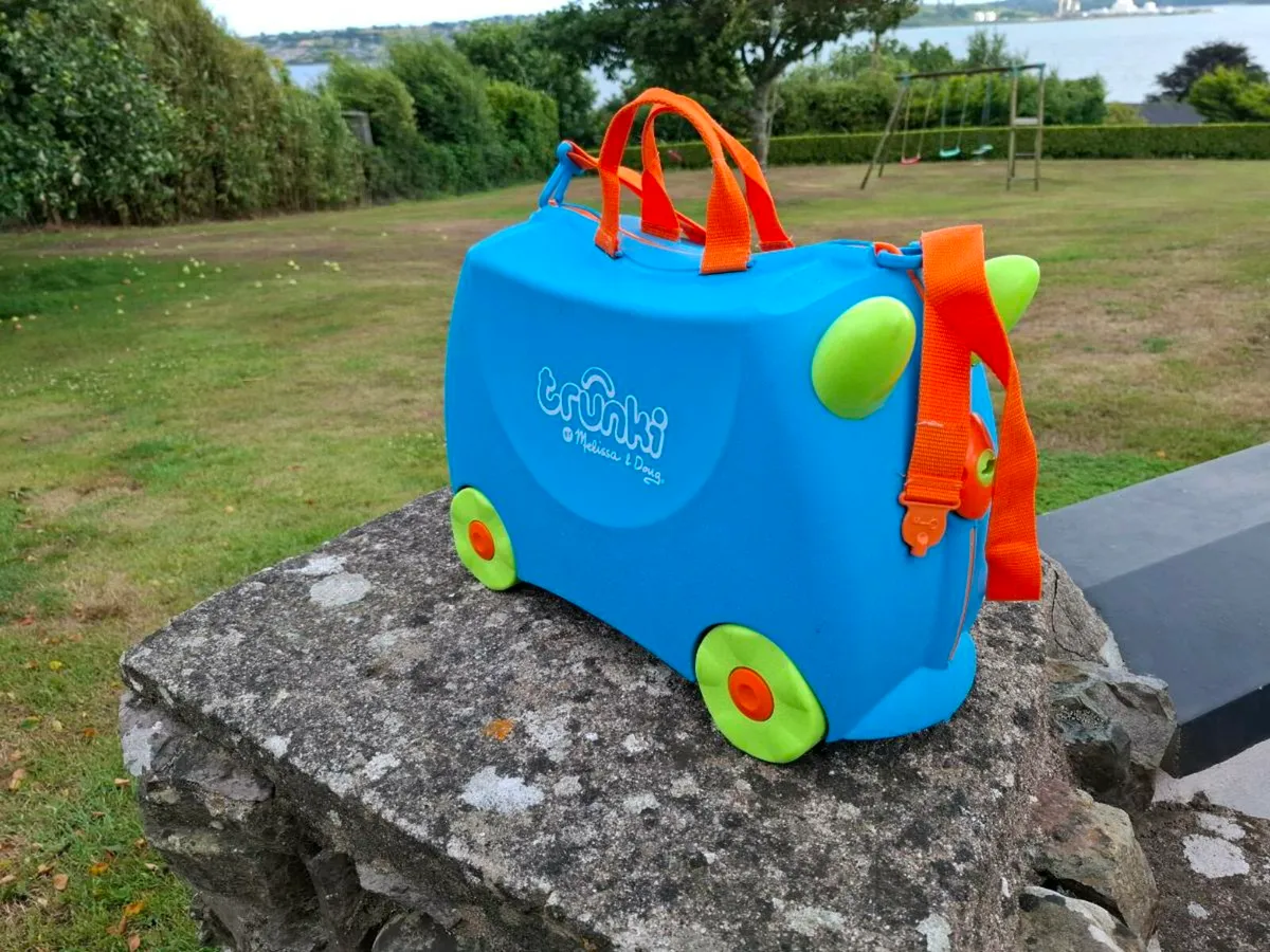 Trunki x 2 Pink and Blue - Image 3
