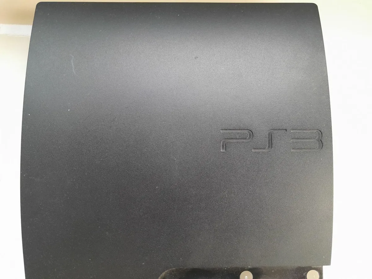 PlayStation 3 Console + 2 Controllers + 4 Games - Image 3