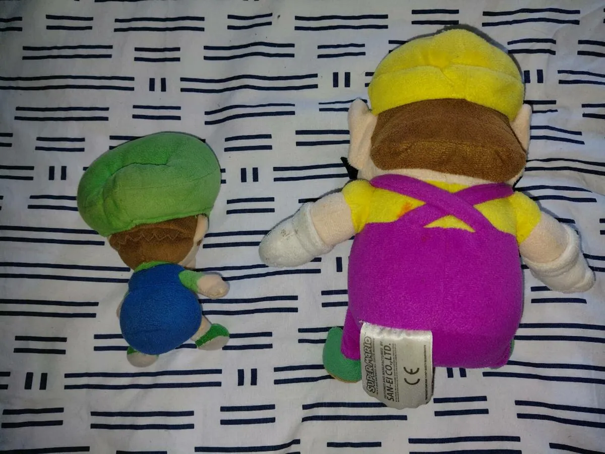 Super Mario Plushies - Image 3
