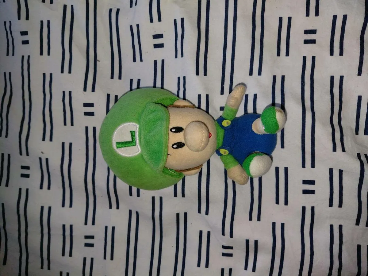Super Mario Plushies - Image 4