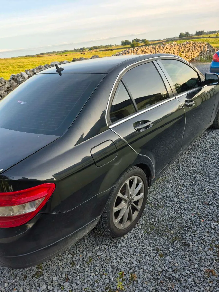 Mercedes c200 - Image 4