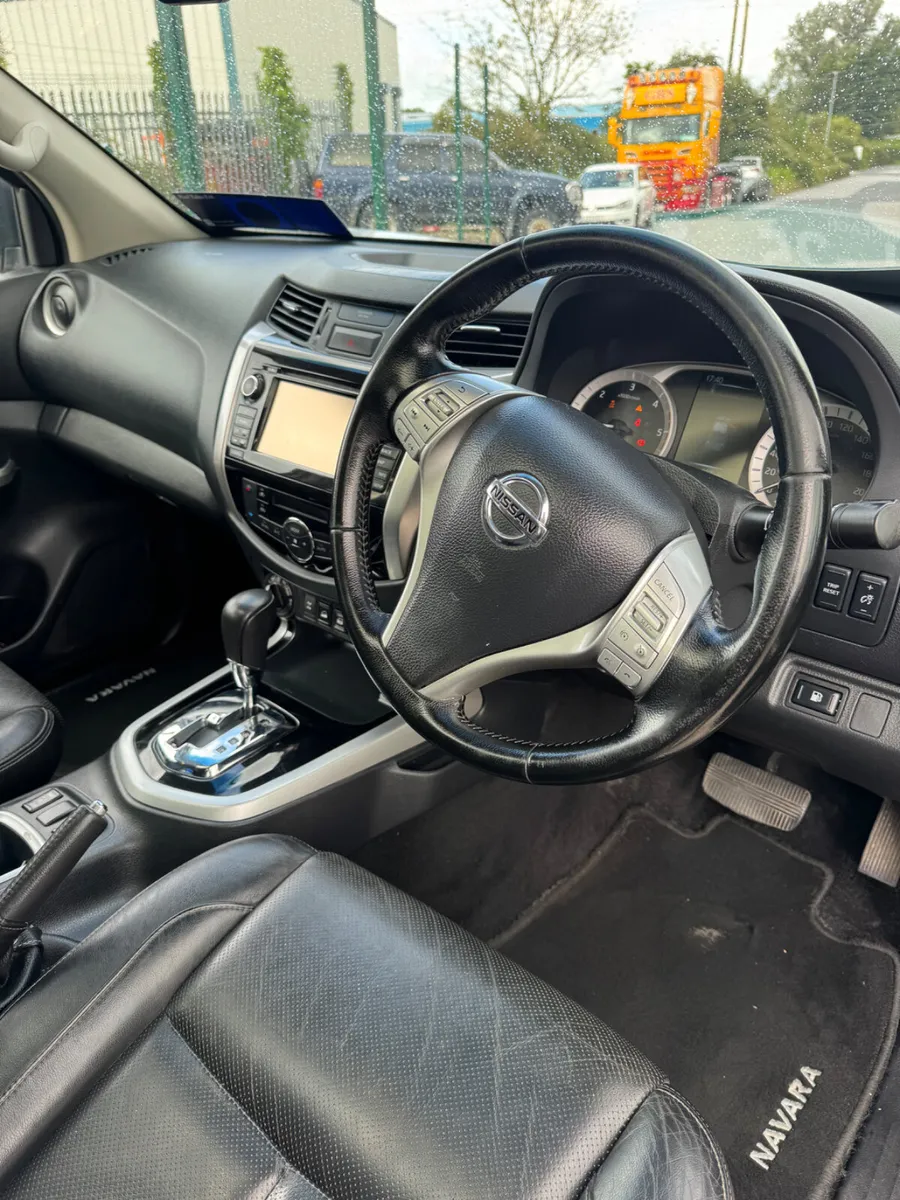 Nissan Navara 2019 2.3 automatic hi spec - Image 4
