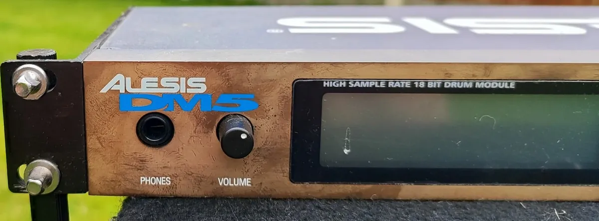 Sound equipment for sale - Image 2