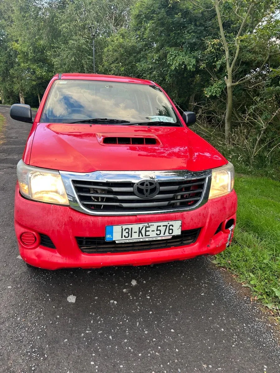 Toyota Hilux 2013 DOE 01/26 - Image 4