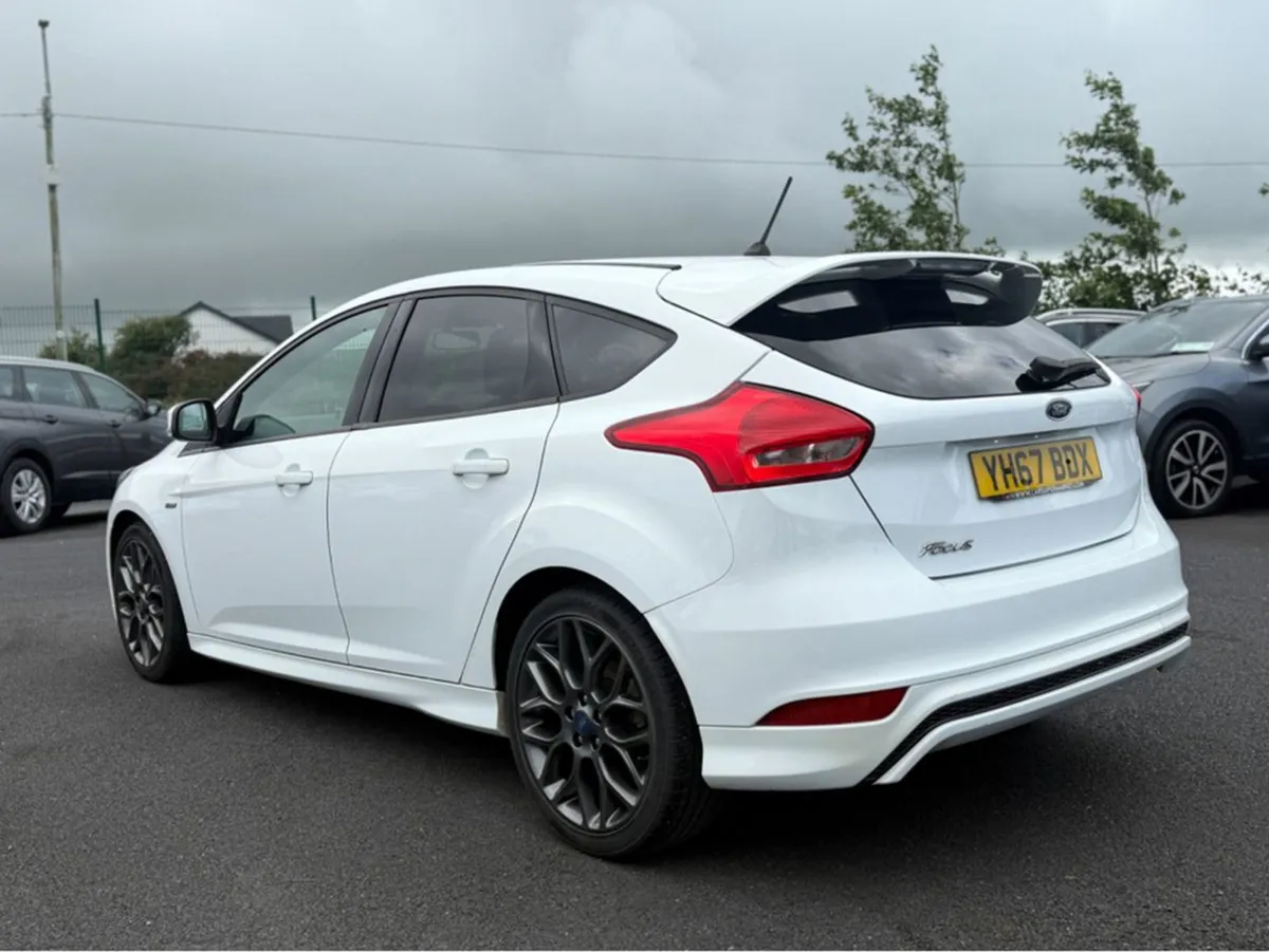 Ford Focus St-line Tdci - Image 3