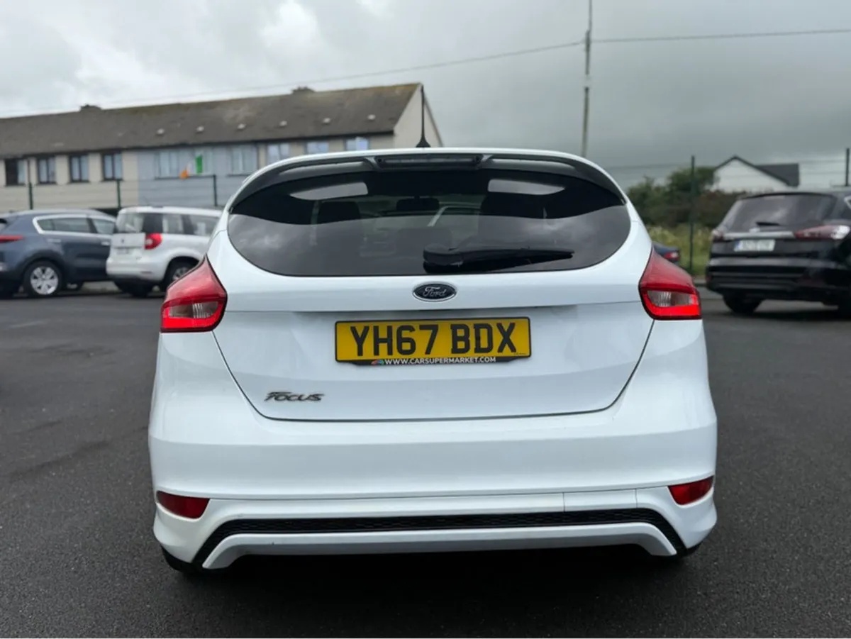 Ford Focus St-line Tdci - Image 4