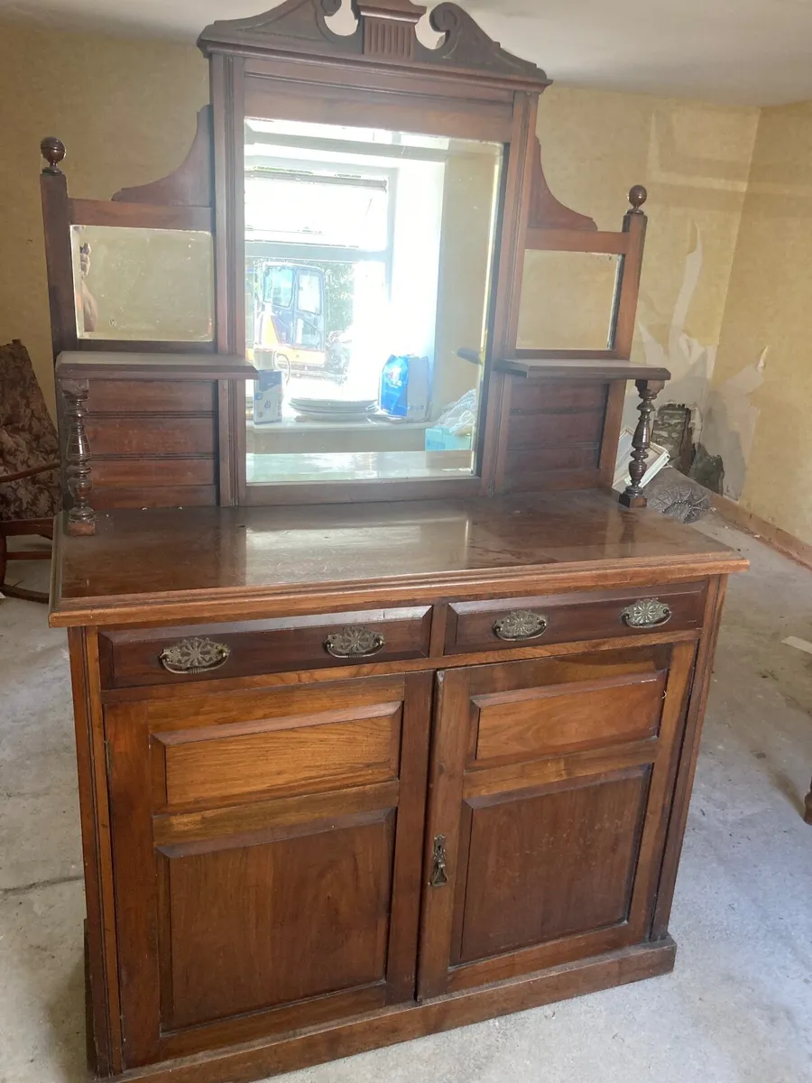 Antique furniture - Image 1