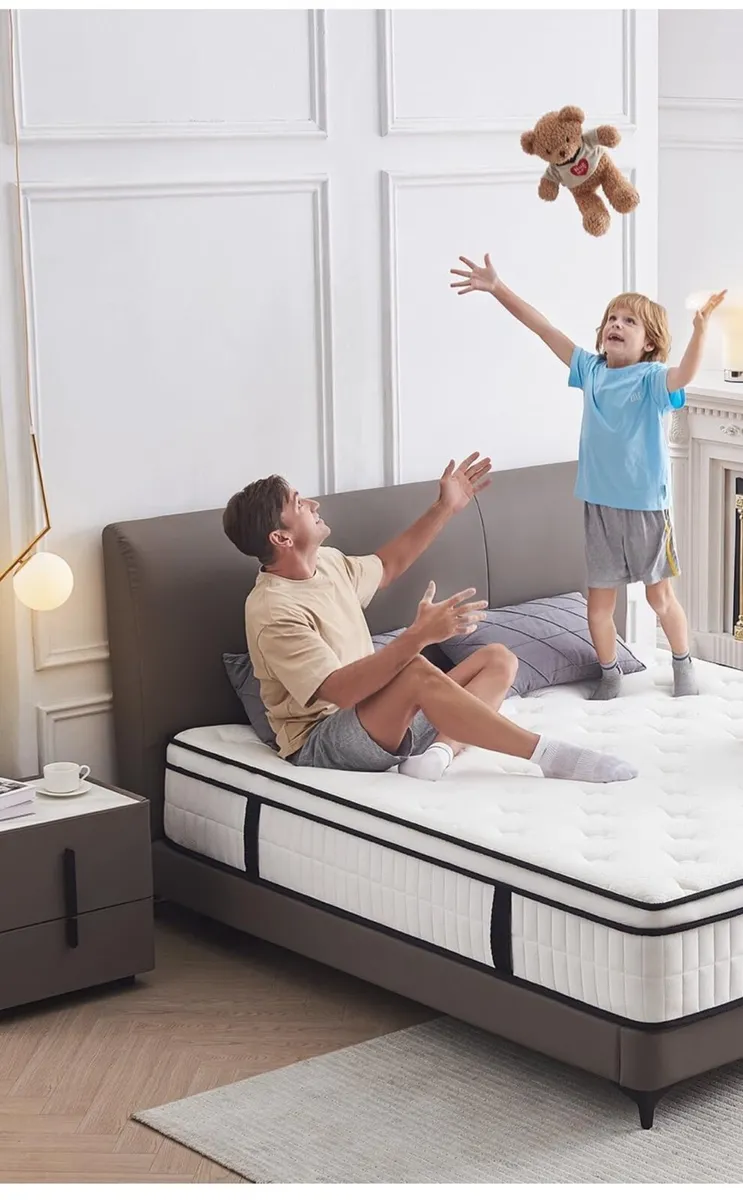 Hiepunos 5FT King Size Mattress, 10.2 INCH King Me - Image 2