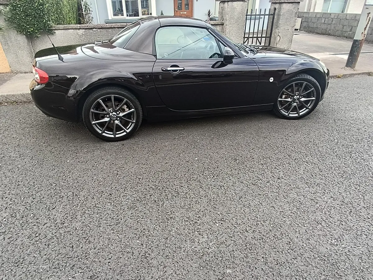 Mazda MX-5 2012 - Image 2