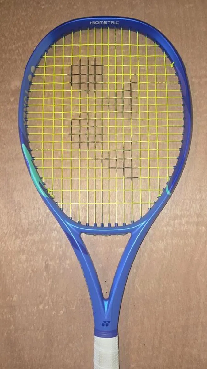 yonex ezone 100 - Image 2